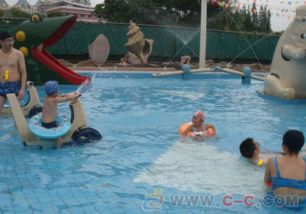 河南大浪 供應廠家 直銷 水上摩托z 水上樂園設備 價格便宜 質(zhì)量劃算